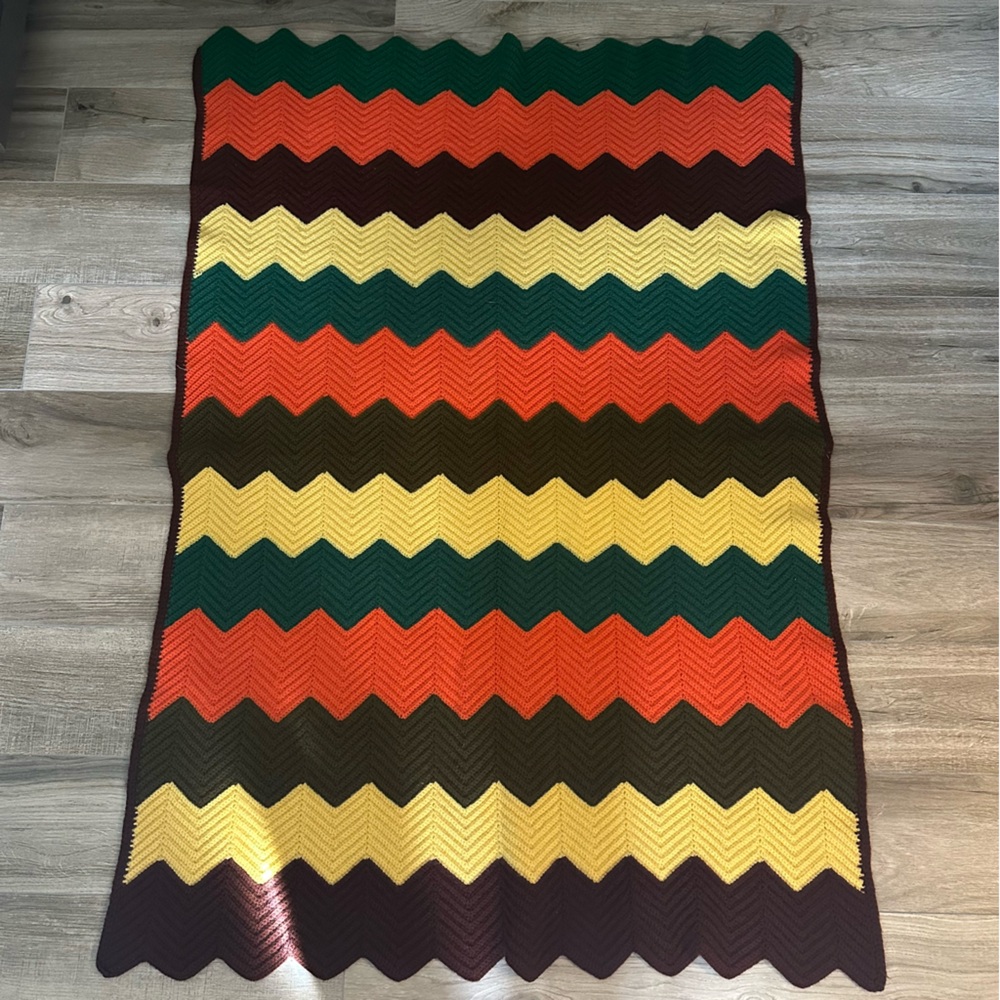 Vintage 70s Crocheted Striped Chevron Afghan Blanket 45x66”